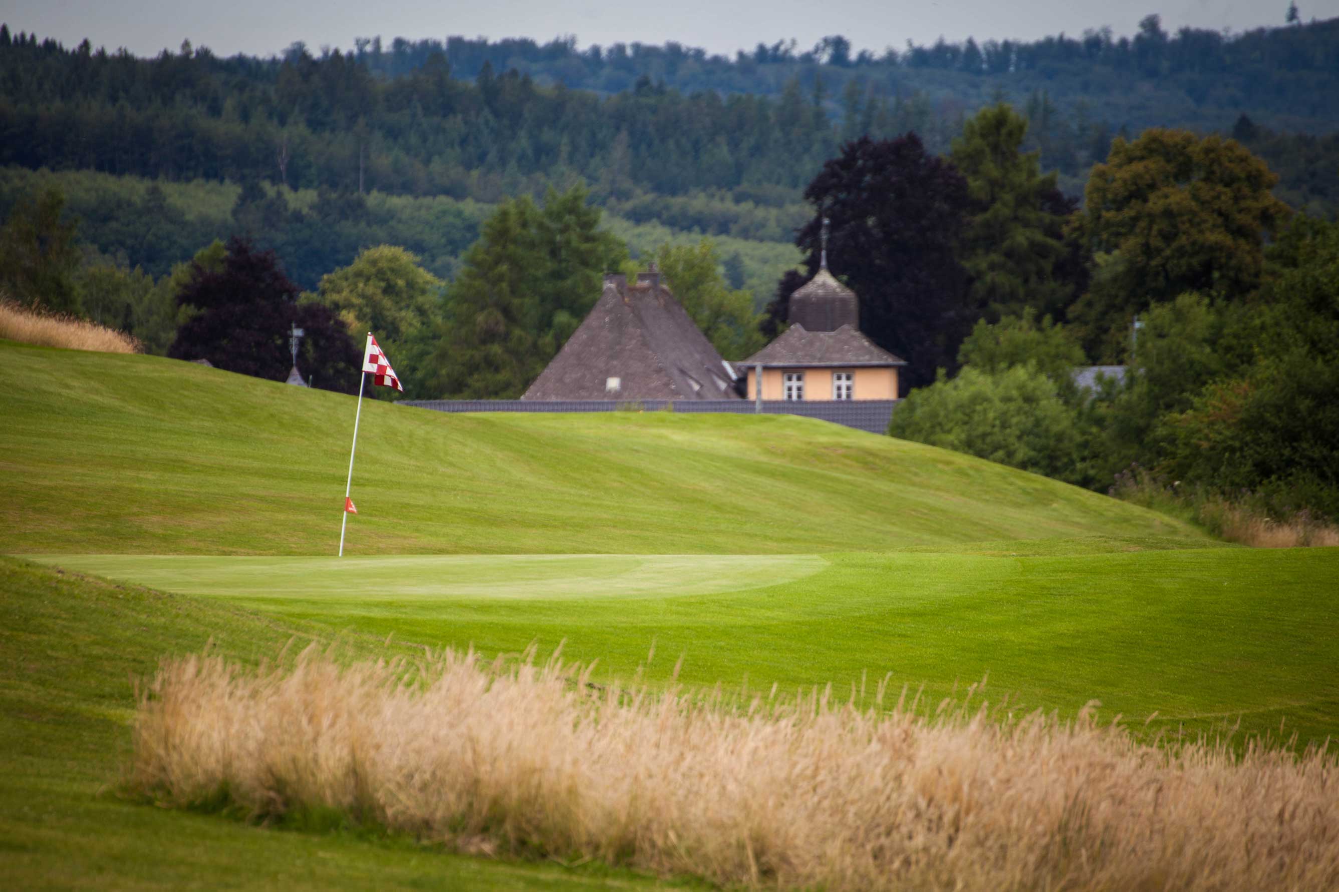 Golf am Haus Amecke GmbH & Co. KG die Golfanlage am Sorpesee